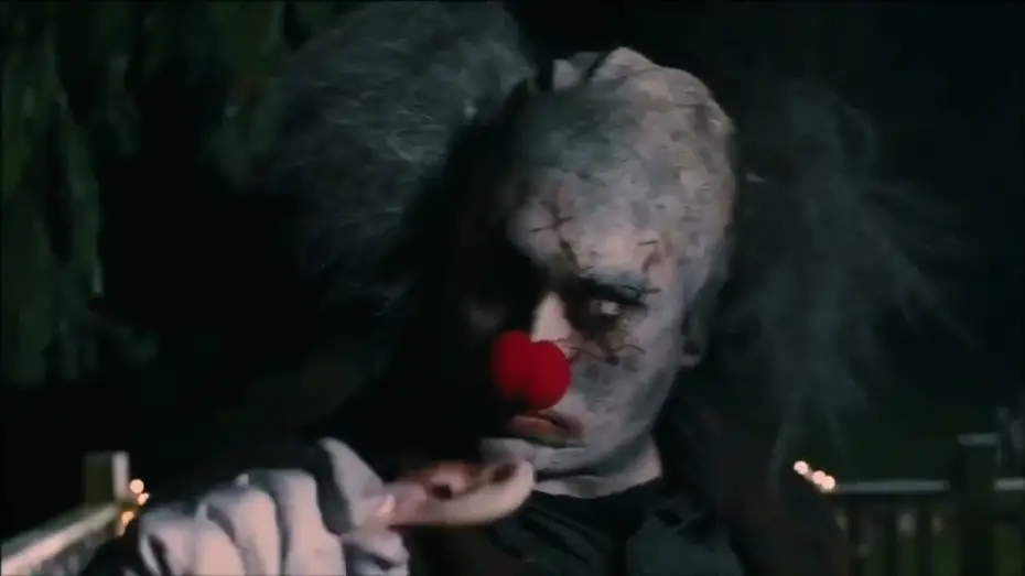 Wideo do filmu Strzeż się klauna — Paul's death - Stitches (2012) HD CLIP