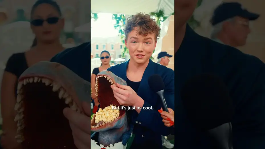 Wideo do filmu Koniec ulicy Dębowej — 🦖 x 🍿. Only available on Oak Street, not for purchase.