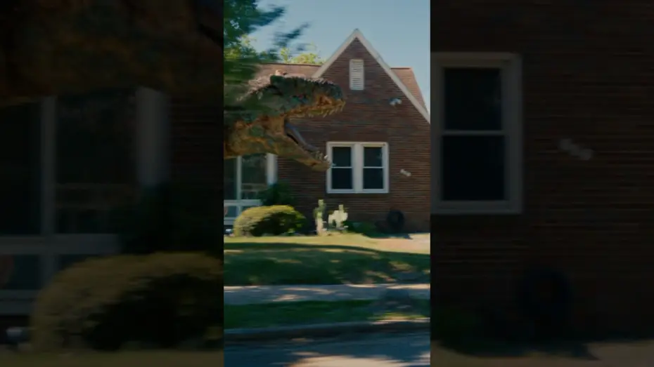 Wideo do filmu Koniec ulicy Dębowej — Same neighborhood, new neighbors.