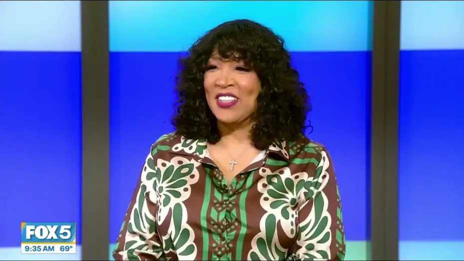 Wideo do filmu Re-Election — Kym Whitley discusses RE-ELECTION on Good Day New York