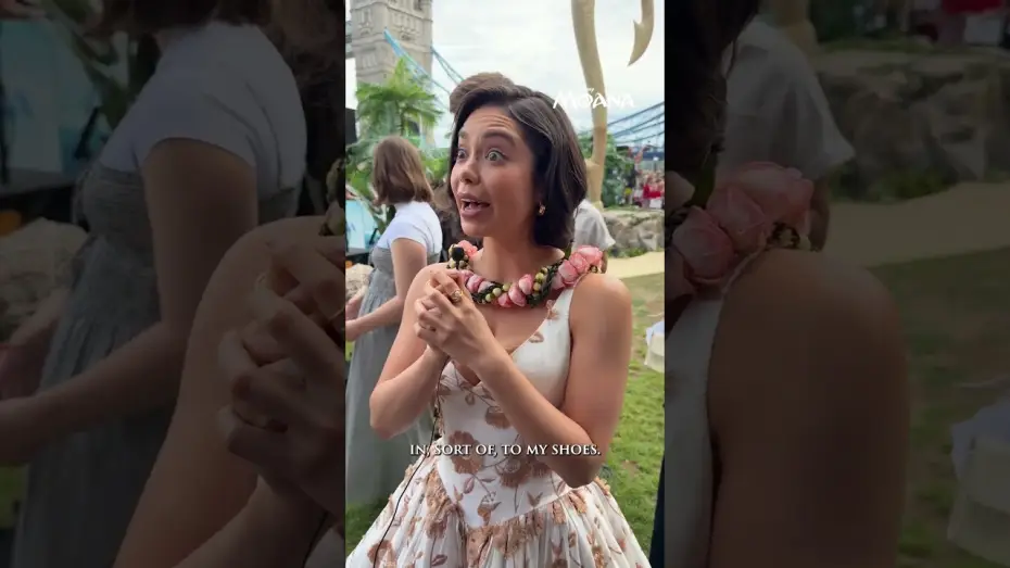 Wideo do filmu Moana — Auliʻi Cravalho on Passing the Moana Mantle