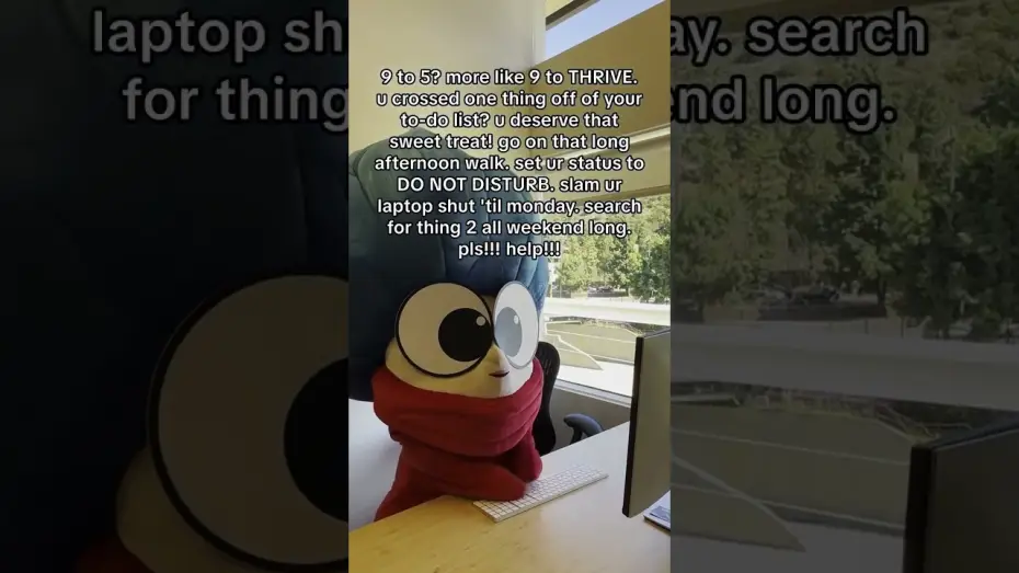 Wideo do filmu Kot Prot — It’s giving employee of the month.