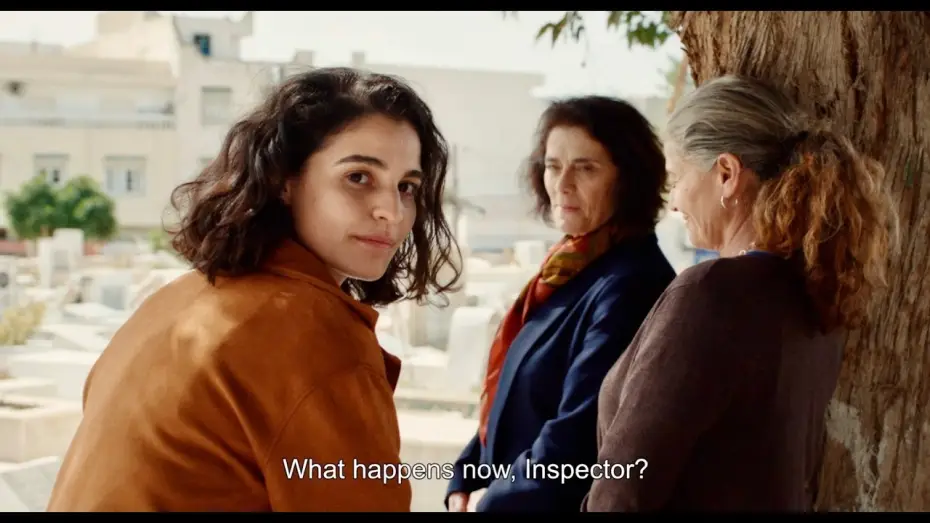 Wideo do filmu À voix basse — In a Whisper / À voix basse (2026) - Trailer (English Subs)