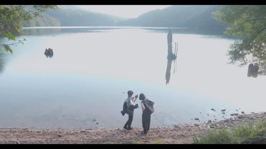 Wideo do filmu Retake リテイク — 映画「リテイク」主題歌   チョーキューメイ『また、夏になる』Music Video