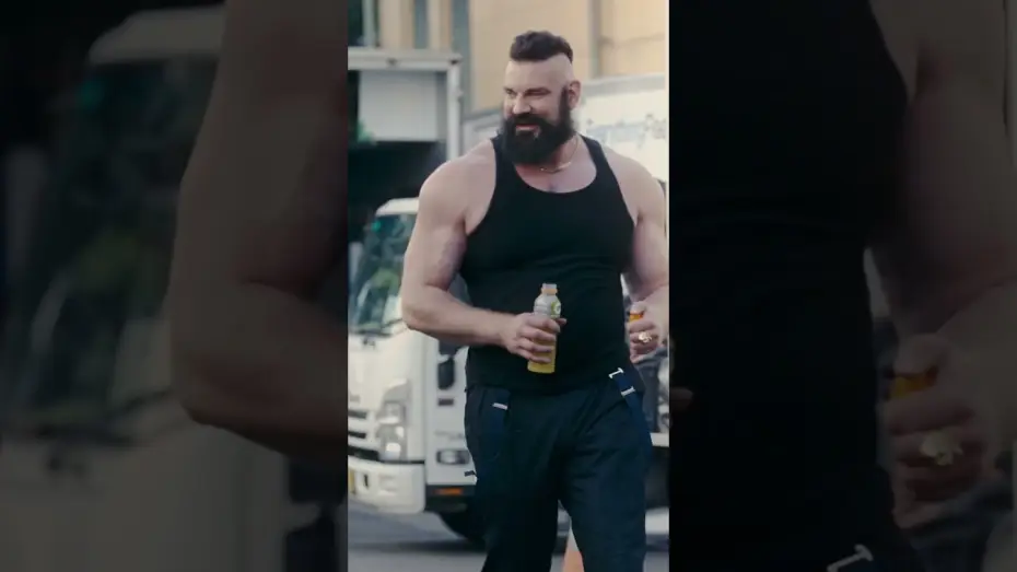 Wideo do filmu Street Fighter. Uliczny wojownik — Choose Your Fighter | Zangief