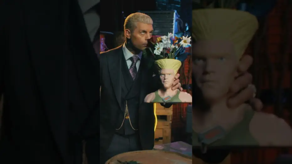 Wideo do filmu Street Fighter. Uliczny wojownik — With that hair, there’s nothing this popcorn bucket can’t do.