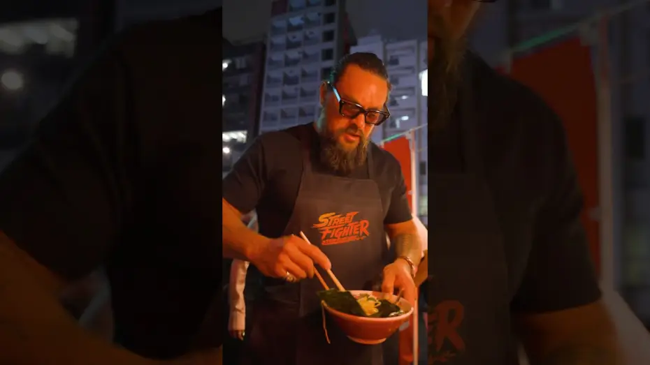 Wideo do filmu Street Fighter. Uliczny wojownik — World Warriors gotta refuel.