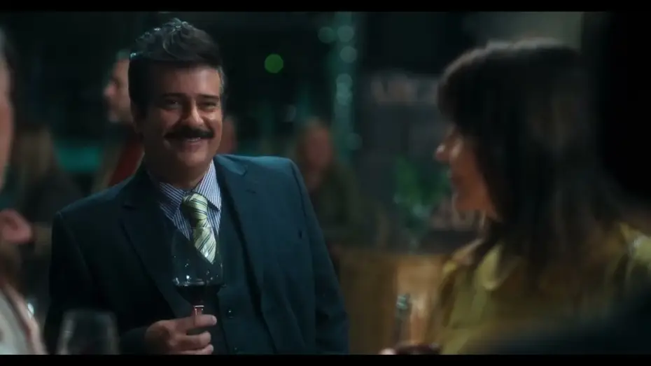 Wideo do filmu Mensaje en una botella — MENSAJE EN UNA BOTELLA_TRAILER OFICIAL