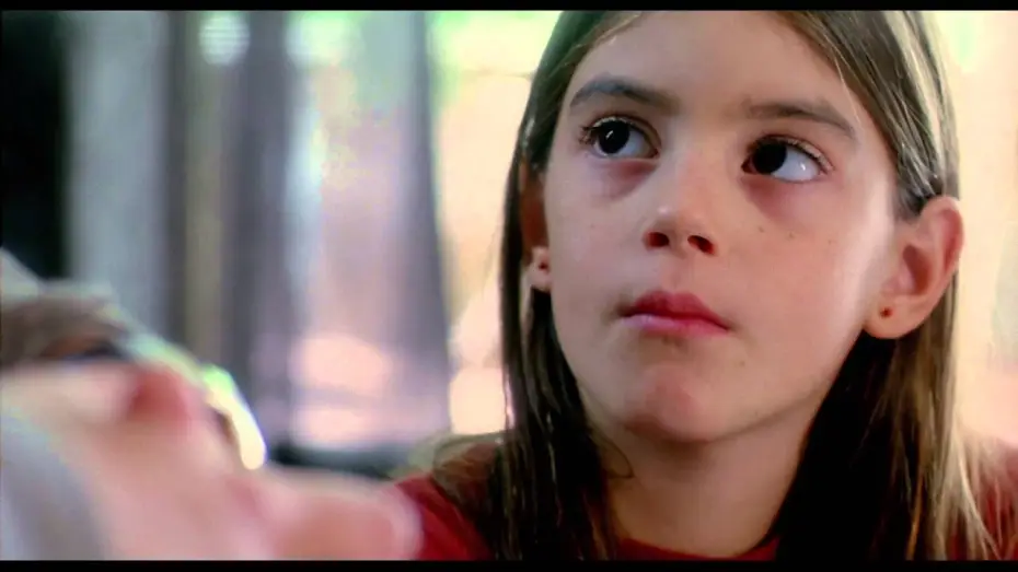 Wideo do filmu Dictado — Little Girl Trailer Deutsch