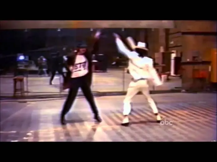 Wideo do filmu Bad 25 — Michael Jackson - Bad 25 - Documentary - Trailer