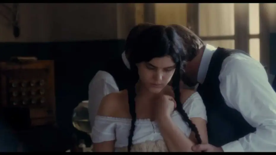 Wideo do filmu Augustine — Augustine - Bande annonce