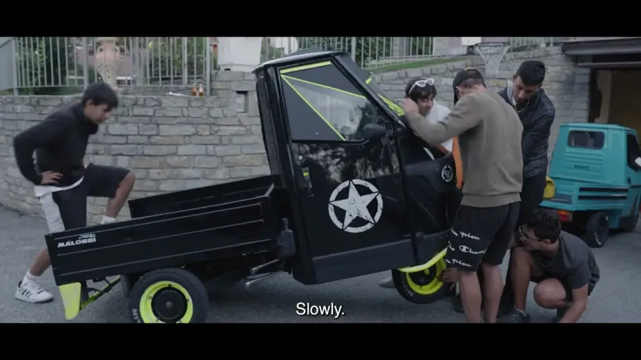 Wideo do filmu Api — Api - Luca Ciriello (2023) - trailer IT sub EN