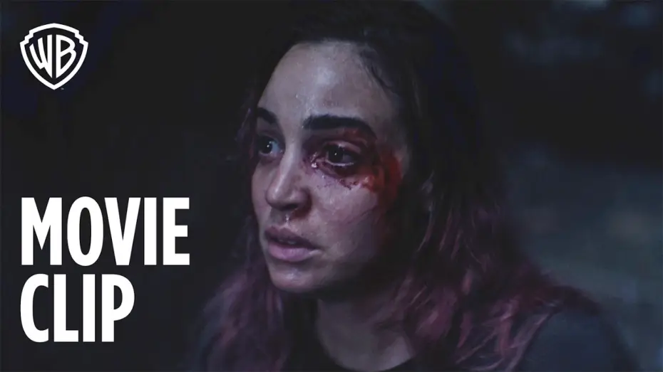 Wideo do filmu Martwe zło: Ogień — Deadite Grandma Attack - Movie Clip