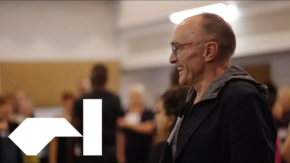 Wideo do filmu Free Your Mind: The Matrix Now — Building Worlds: Directing | Behind the Scenes of Free Your Mind | Factory International