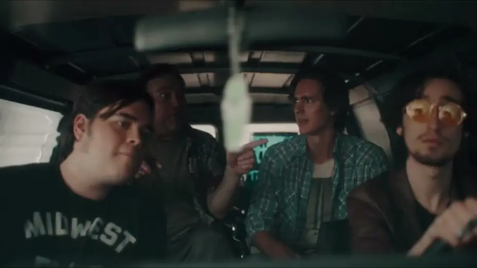 Wideo do filmu Band on the Run — MTV Sucks Scene
