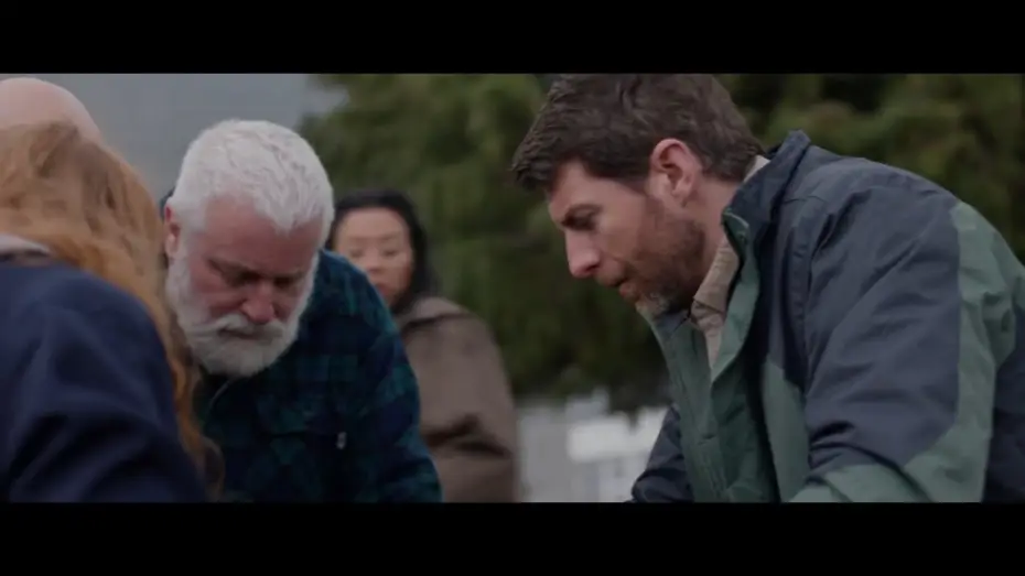Wideo do filmu Ancestry Road — "I'm smaller than you, she won't be able to pull herself up!"