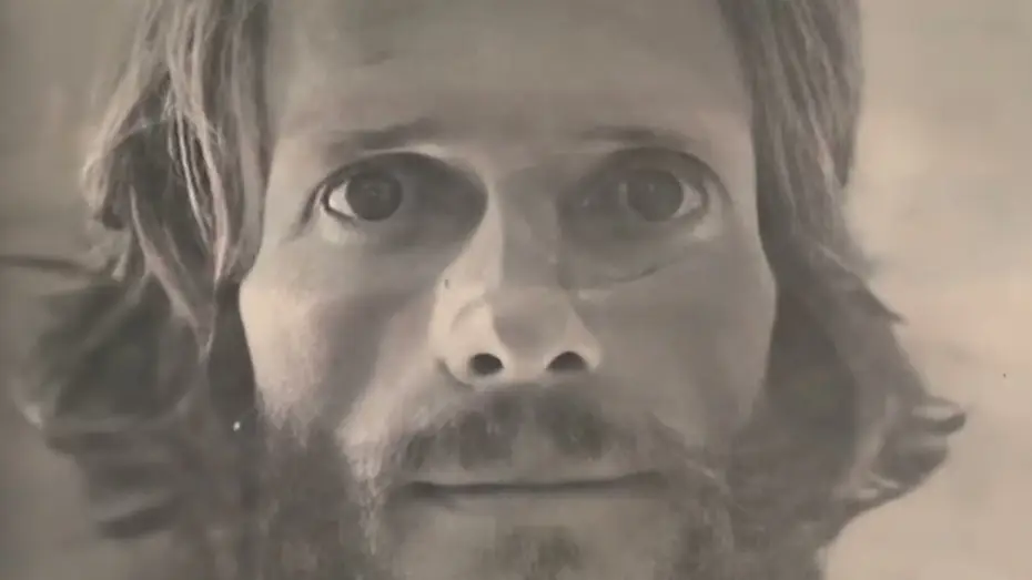 Wideo do filmu 76 Days Adrift — "76 Days" Adrift Documentary