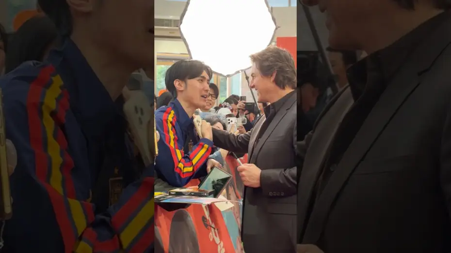 Wideo do filmu Digger — Lovin’ the energy in Seoul.