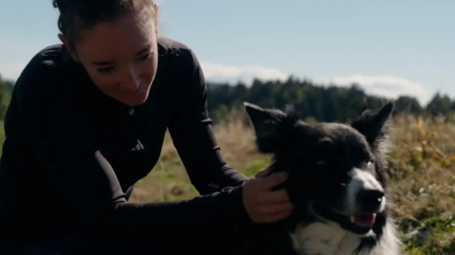 Wideo do filmu W sercu dziczy — Heart Of The Beast - Lou Jeanmonnot et son chien Inouk  [Au cinéma le 23 septembre]