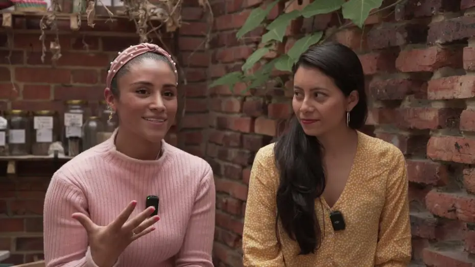 Wideo do filmu Colibrí — Colibrí I Behind the Scenes with Jennyfer Jimenez & Alisson Guerra