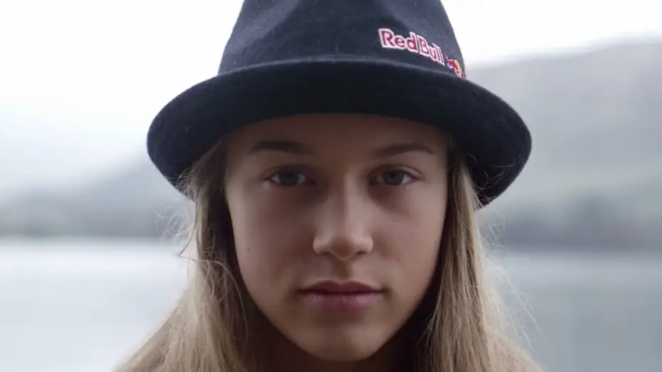 Wideo do filmu Kelly: kellegi teise unistus — KELLY: KELLEGI TEISE UNISTUS / Kelly – Someone Else's Dream - treiler. Kinodes oktoobrist.