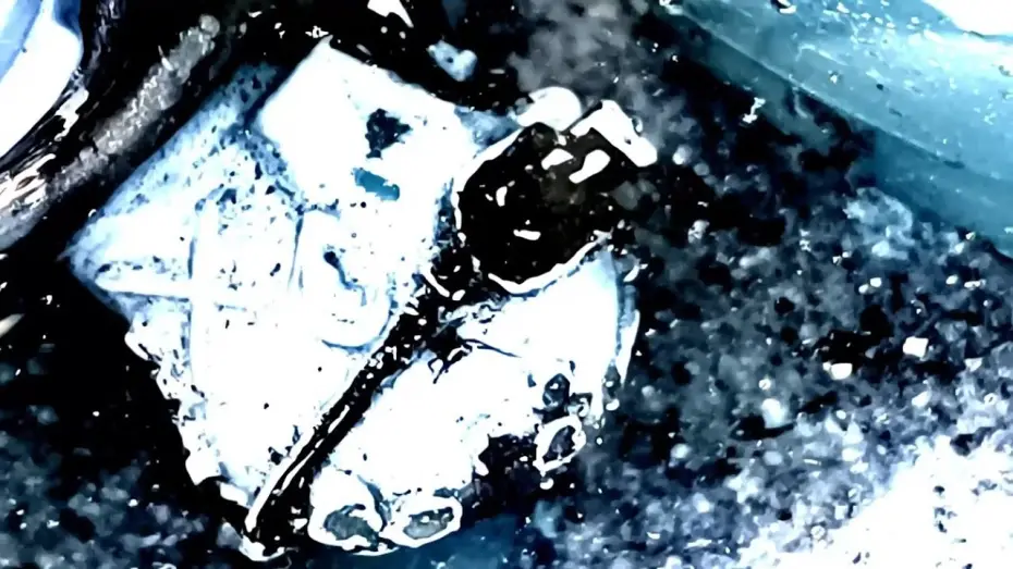 Wideo do filmu Uma Âncora nas Sombras — An Anchor in the Shadows [2024]