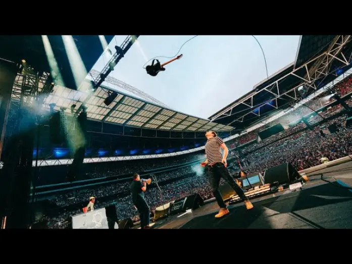 Wideo do filmu blur: Live at Wembley Stadium — Blur: Live at Wembley Stadium - Official Trailer