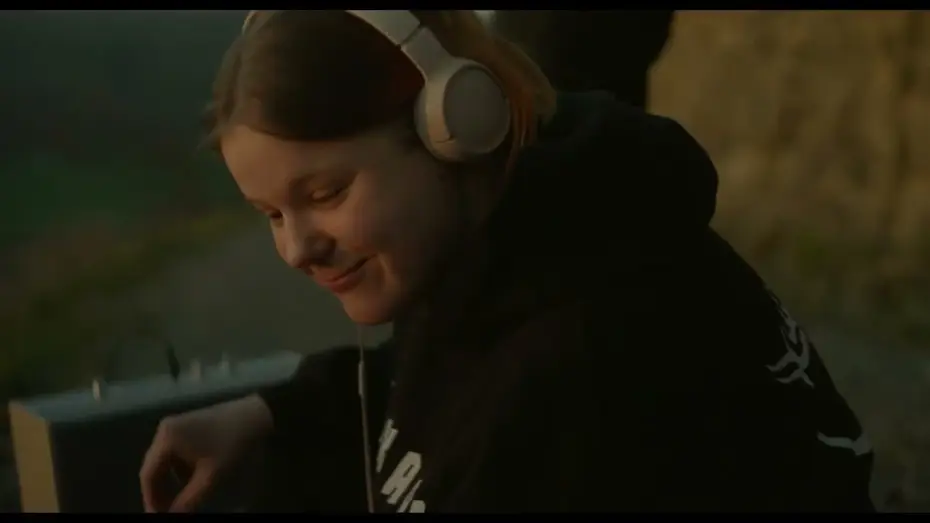 Wideo do filmu Rave — Zwiastun