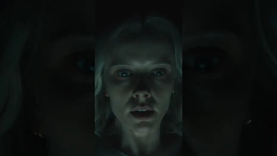 Wideo do filmu Naznaczony: Wyjście z mrocznego wymiaru — Put your headphones on and feel the further around you