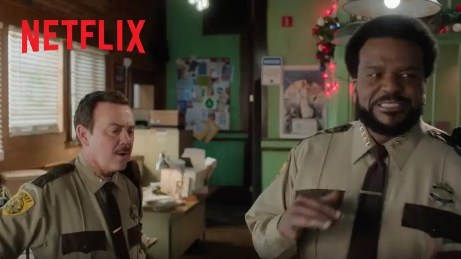 Wideo do filmu Zakochany bałwan — Craig Robinson and Joe Lo Truglio at the Station