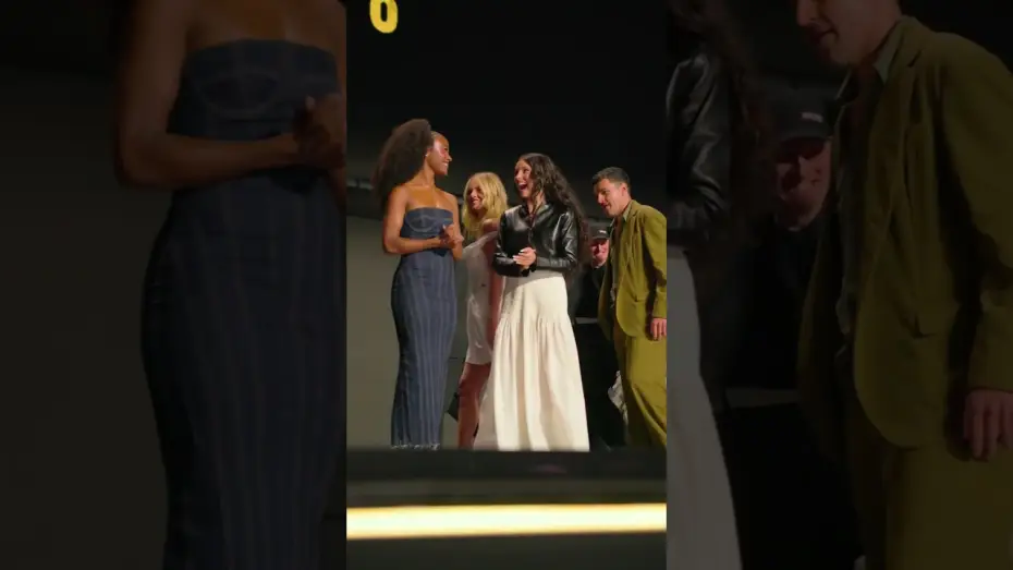 Wideo do filmu Untitled X-Men Film — Watch the newly announced X-Men cast meet for the very first time backstage at D23
