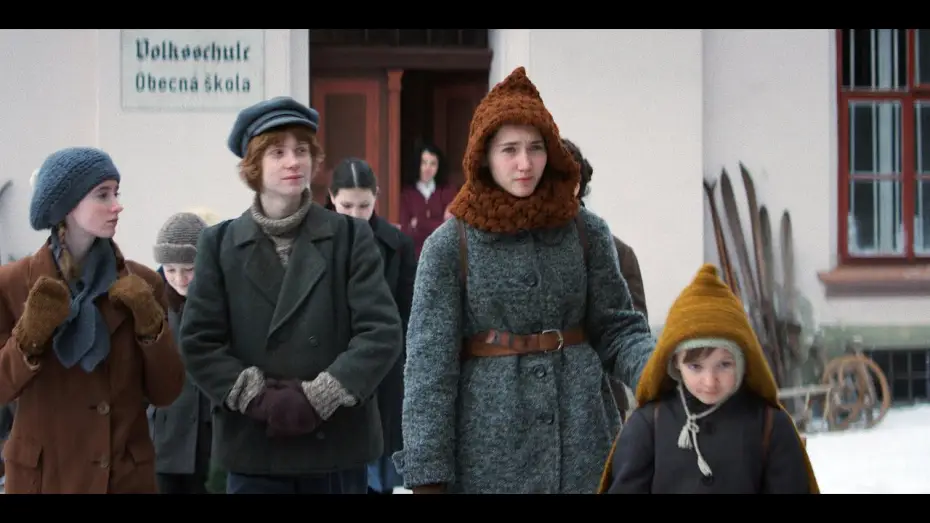 Wideo do filmu Tichá pošta — Official Trailer