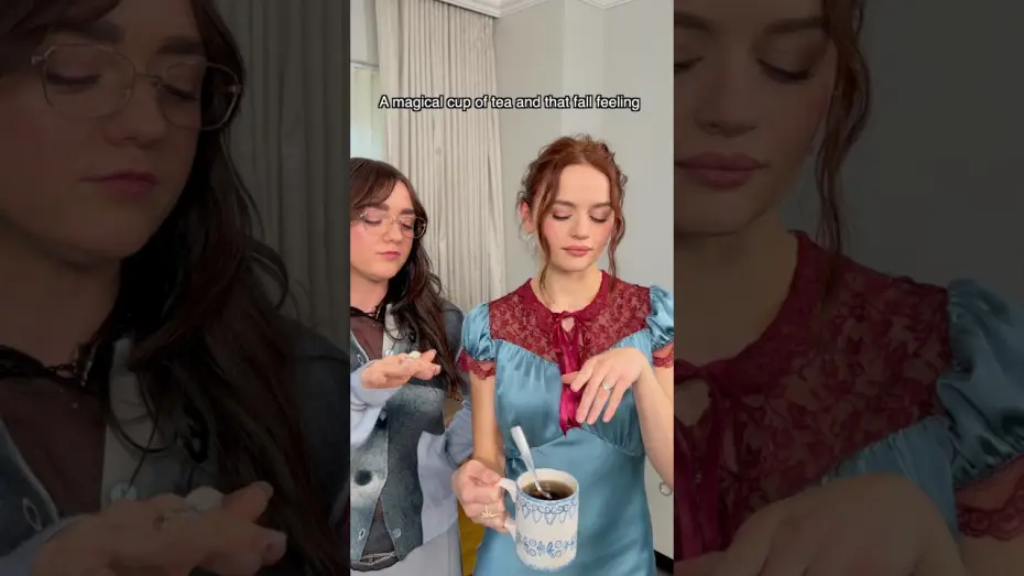 Wideo do filmu Totalna magia 2 — Looking Practical Magic 2 right in the eye.