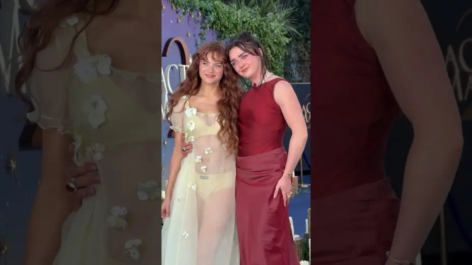 Wideo do filmu Totalna magia 2 — Maisie Williams and Joey King in London for PRACTICAL MAGIC 2