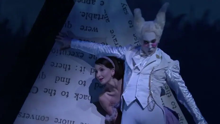 Wideo do filmu Royal Ballet & Opera 2024/25: Alice's Adventures in Wonderland — The Royal Ballet: Alice’s Adventures in Wonderland