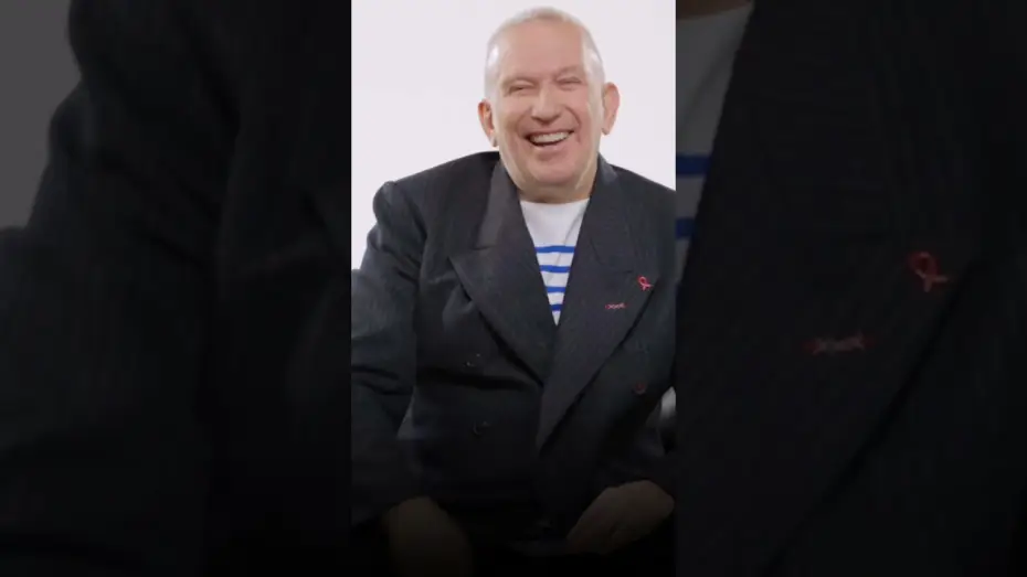 Wideo do filmu Paris capitale de la mode, 50 ans de Fashion Week ! — PARIS CAPITALE DE LA MODE! 50 ANS DE FASHION WEEK! #shorts