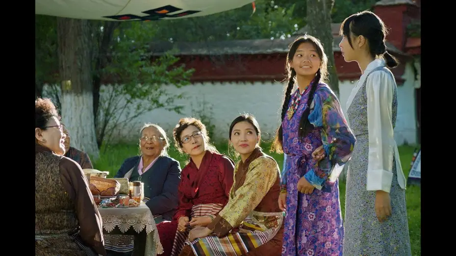 Wideo do filmu 一个夜晚与三个夏天 — One Night and Three Summers | Linka Linka Trailer 38th TIFF Asian Future
