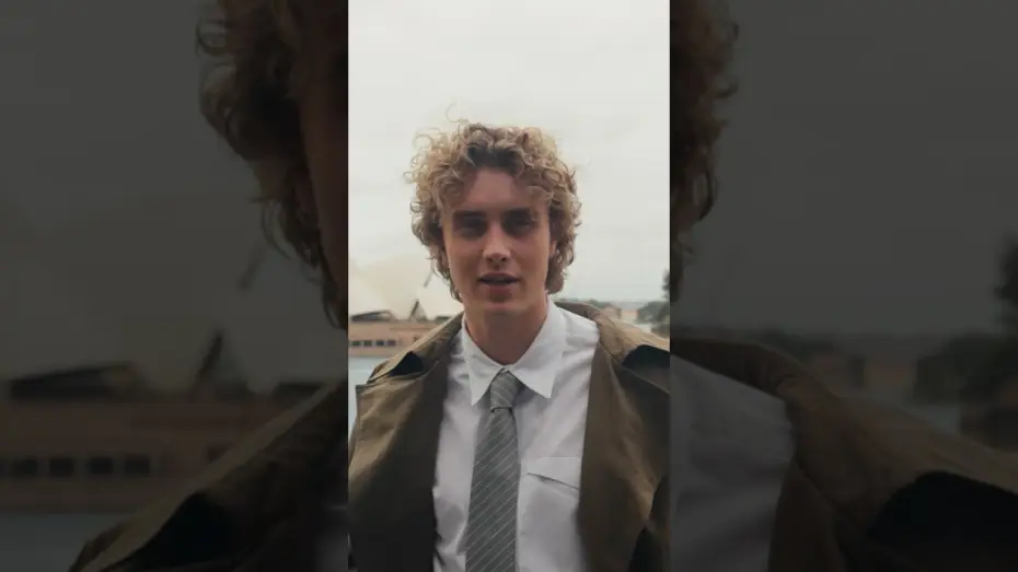 Wideo do filmu Igrzyska śmierci: Wschód słońca w dniu dożynek — “It’s special.” Back home in Sydney with Joseph Zada for The Hunger Games: Sunrise on the Reaping.