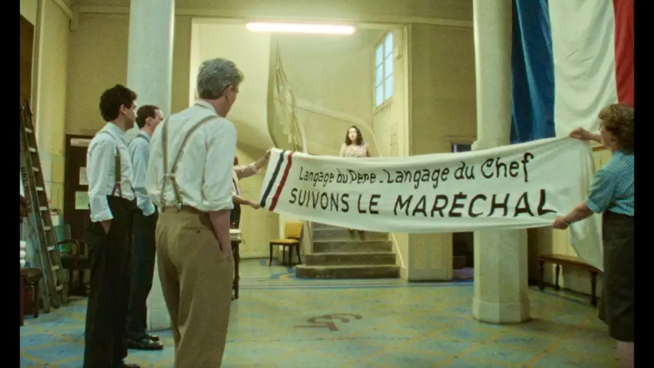Wideo do filmu Notre salut — Clip (French)