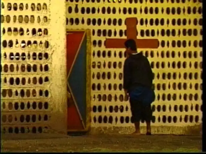 Wideo do filmu Sacred Vessels: Navigating Tradition and Identity in Micronesia — Sacred Vessels: Navigating Tradition and Identity in Micronesia Part 2 of 2 (1997)