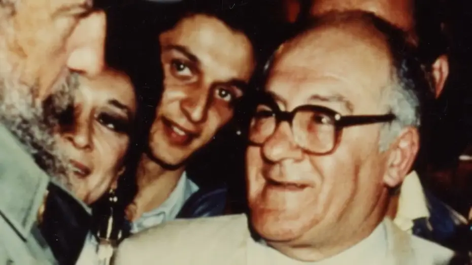 Wideo do filmu Mario Verdone: Il critico viaggiatore — MARIO VERDONE - IL CRITICO VIAGGIATORE | Il trailer | HOT CORN