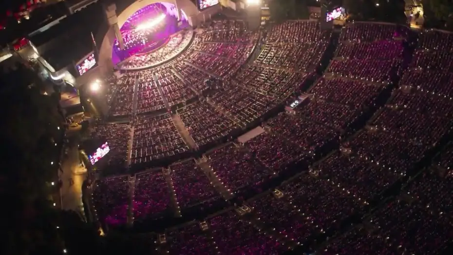 Wideo do filmu Laufey's A Night at the Symphony: Hollywood Bowl — Announcement Clip