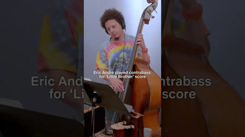 Wideo do filmu Braciszek — Some actors do their own stunts. Eric André does his own scores.