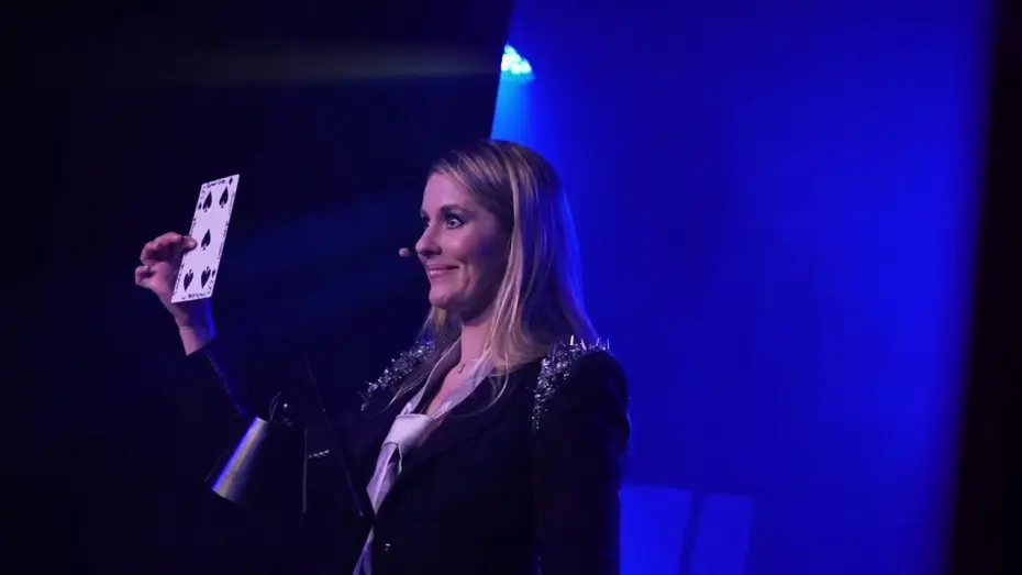 Wideo do filmu Caroline Marx - Girl Power — Caroline Marx - Spectacle "GIRL POWER"