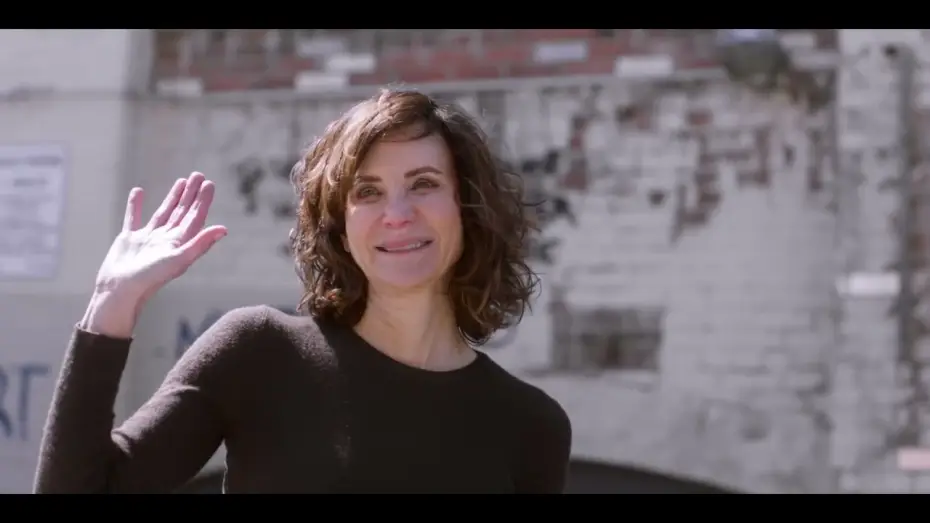 Wideo do filmu Stealing the Sky — Trailer