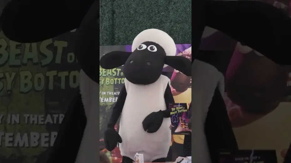 Wideo do filmu Baranek Shaun i kudłata bestia — ABSOLUTE SHAUN-EMA at the LA premiere for SHAUN THE SHEEP: THE BEAST OF MOSSY BOTTOM!