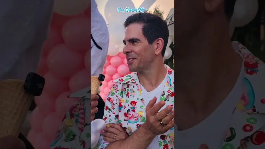 Wideo do filmu Ice Cream Man — Merle gives @AdamW  the lowdown on why everyone should go see the Ice Cream Man this week