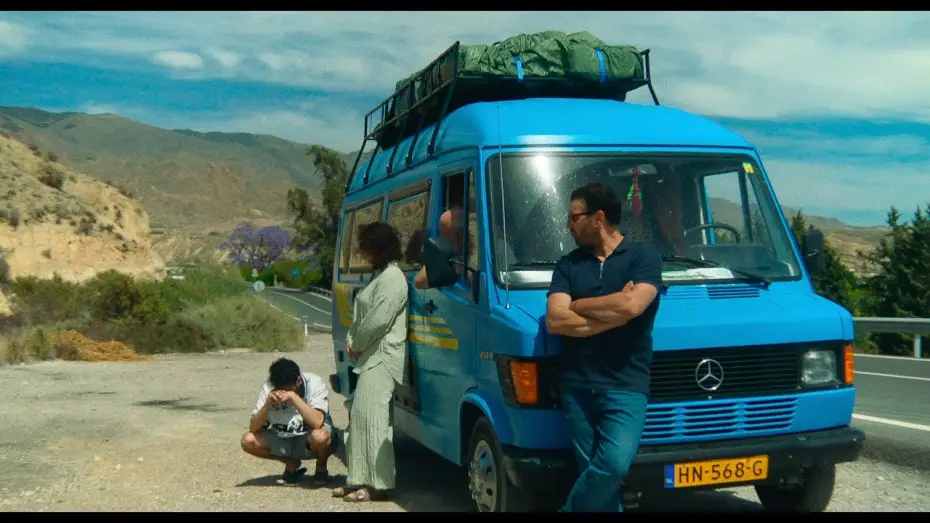Wideo do filmu Porte Bagage — Official Trailer
