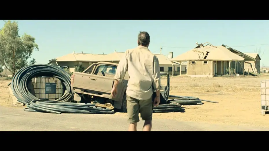 Wideo do filmu Włóczęga — THE ROVER - FIRST FIVE MINUTES [HD]