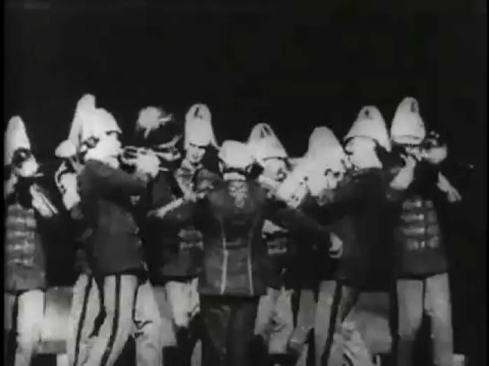 Wideo do filmu Band Drill — Band Drill